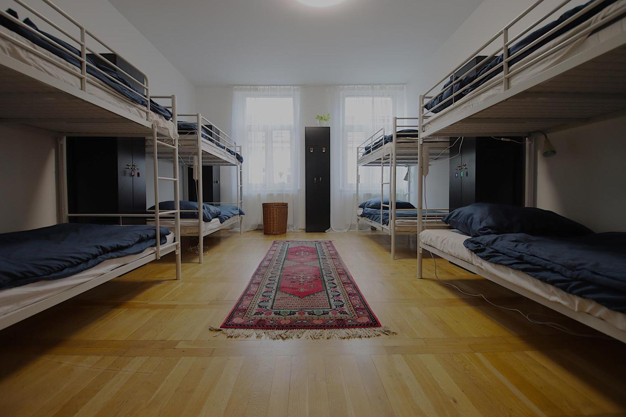 In Hostel Прага Екстериор снимка