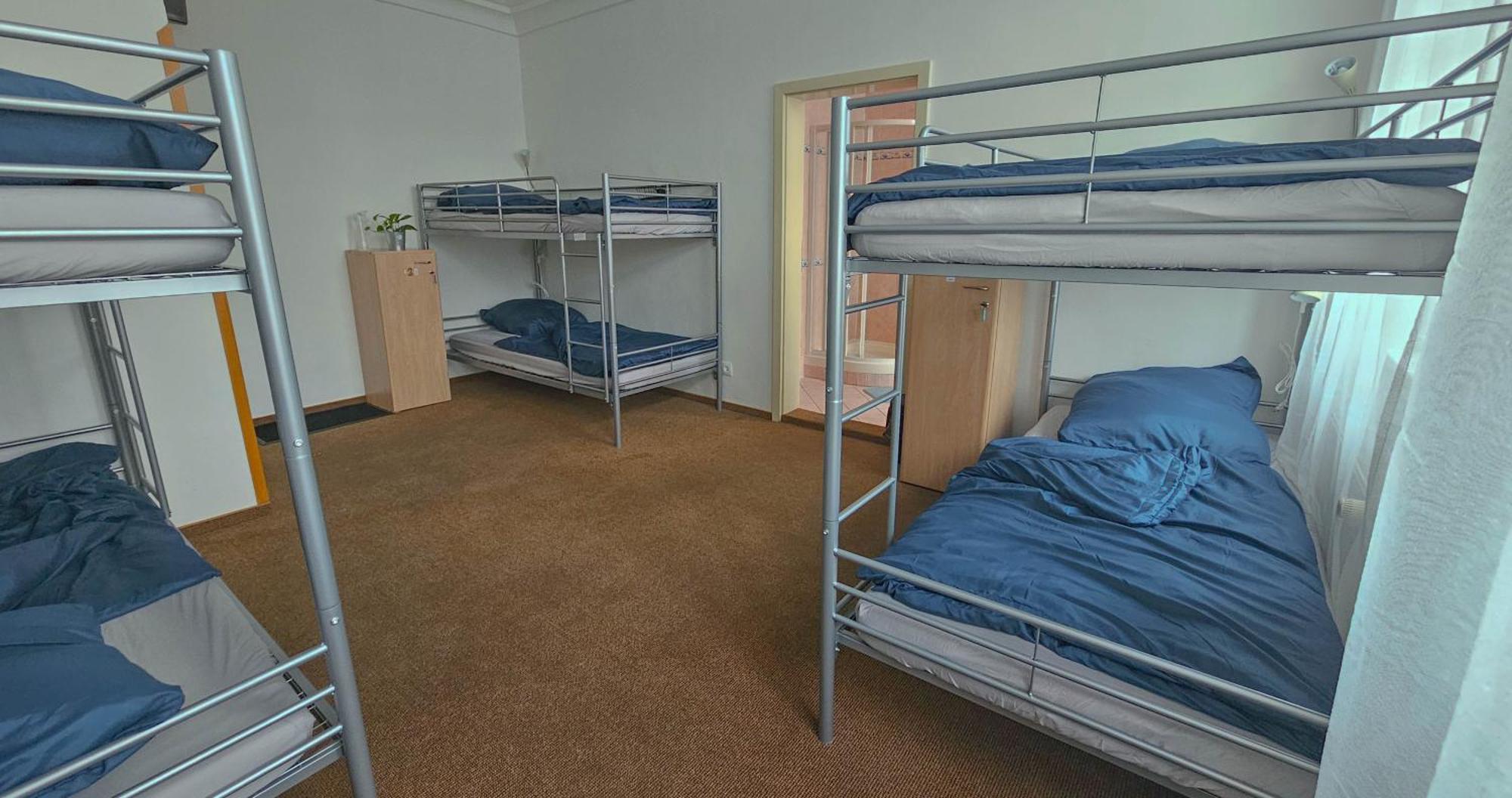 In Hostel Прага Екстериор снимка